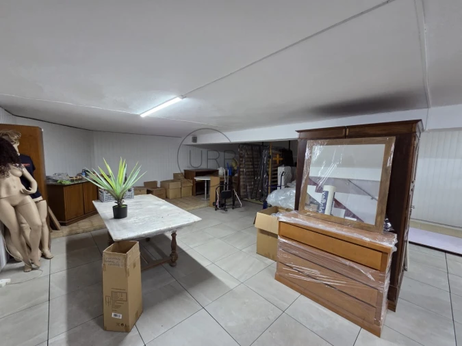 Loja para Venda em Viseu Foto 8