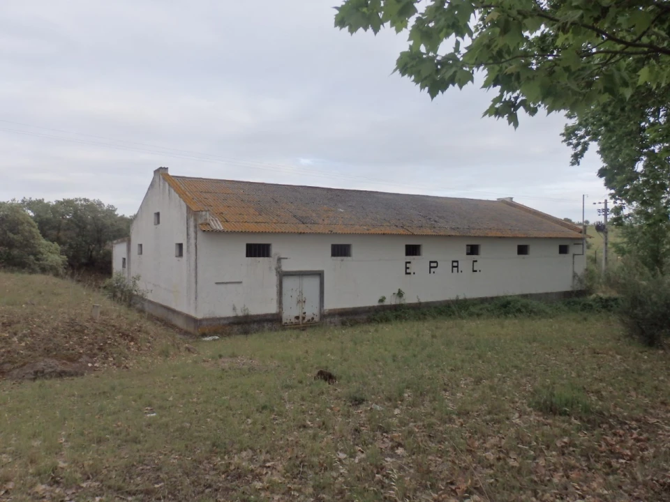 Armazém para Venda em Cabeço de Vide Foto 2