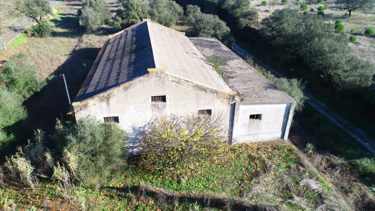 Armazém para Venda em Cabeço de Vide Foto 3
