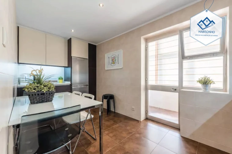 Apartamento T4 para Venda em Bonfim Foto 1