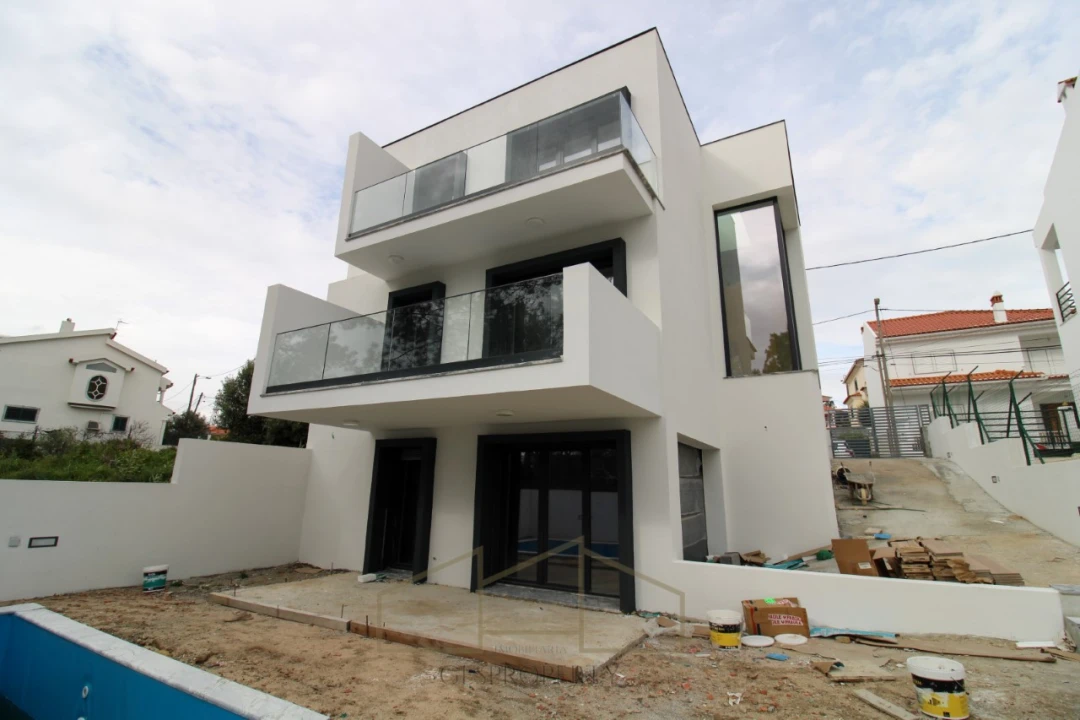Moradia T4 para Venda em Charneca de Caparica e Sobreda Foto 34