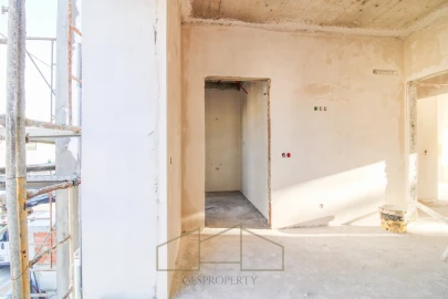 Moradia T4 para Venda em Charneca de Caparica e Sobreda