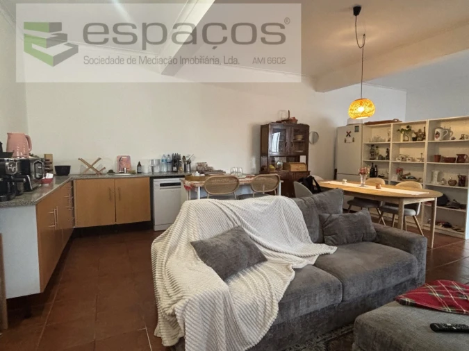 Moradia T2 para Venda em Alcains Foto 3