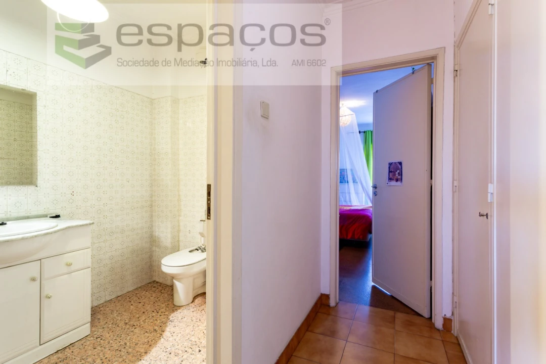 Apartamento T2 para Venda em Santa Iria de Azoia, São João da Talha e Bobadela Foto 5