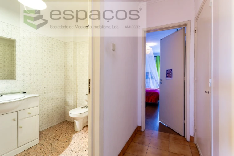 Apartamento T2 para Venda em Santa Iria de Azoia, São João da Talha e Bobadela Foto 5