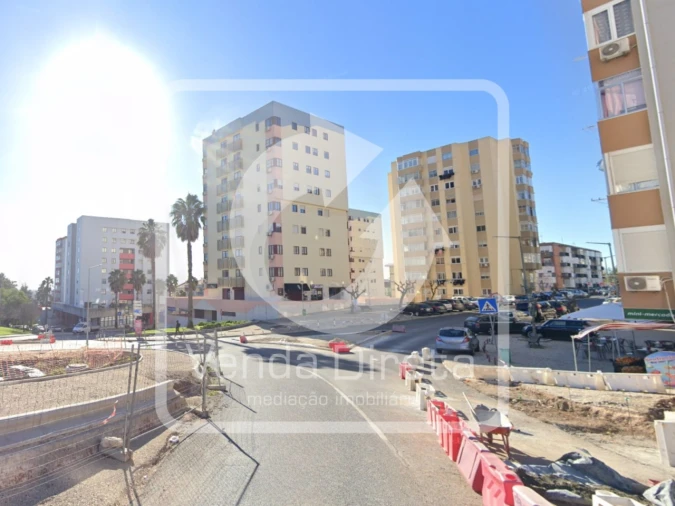 Apartamento T3 para Venda em Ramada e Caneças Foto 14