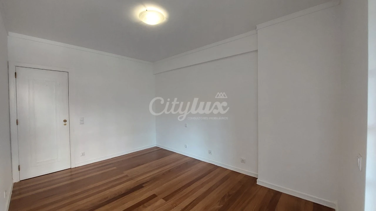 Apartamento T2 para Arrendamento em Cascais e Estoril Foto 33