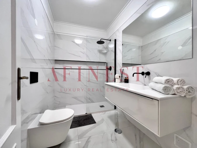 Apartamento T2 para Arrendamento em Santa Maria e São Miguel, São Martinho, São Pedro Penaferrim Foto 24