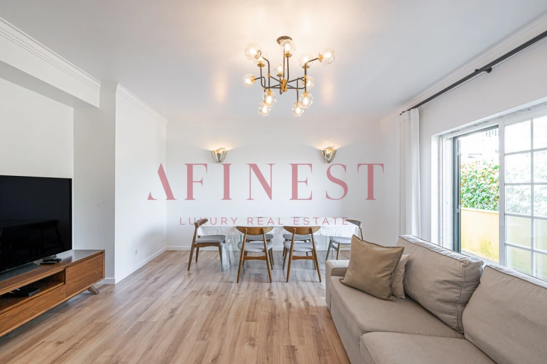 Apartamento T2 para Arrendamento em Santa Maria e São Miguel, São Martinho, São Pedro Penaferrim Foto 1