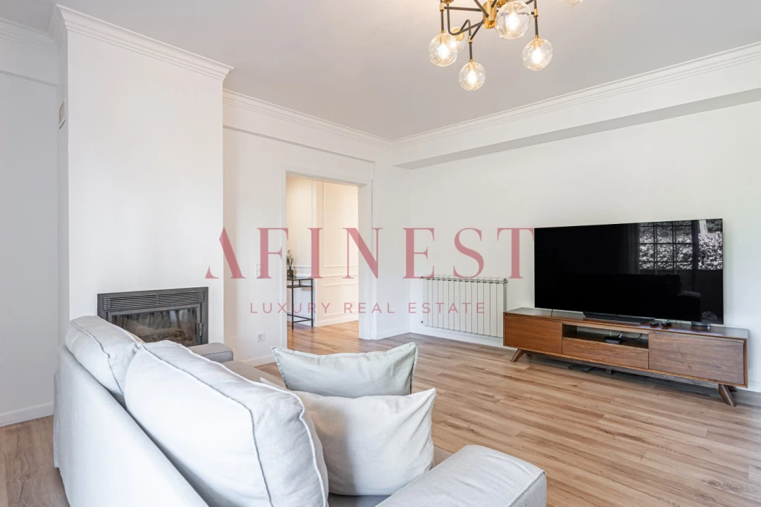 Apartamento T2 para Arrendamento em Santa Maria e São Miguel, São Martinho, São Pedro Penaferrim Foto 12