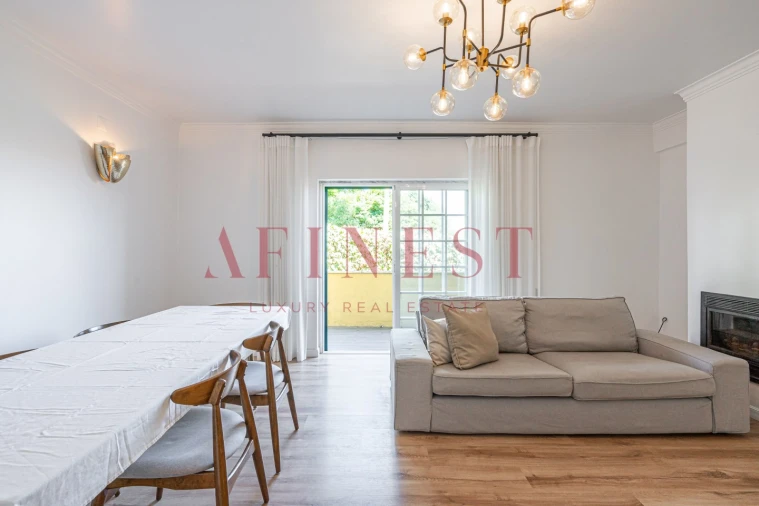 Apartamento T2 para Arrendamento em Santa Maria e São Miguel, São Martinho, São Pedro Penaferrim Foto 4