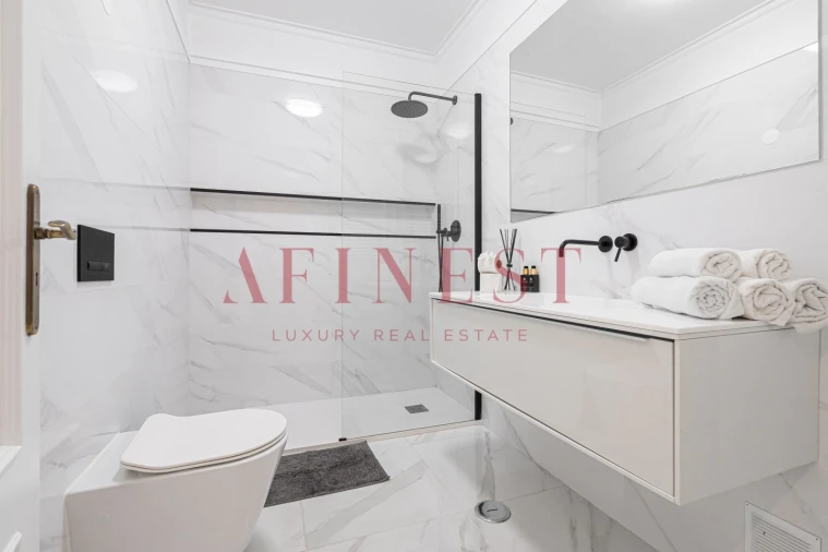 Apartamento T2 para Arrendamento em Santa Maria e São Miguel, São Martinho, São Pedro Penaferrim Foto 31