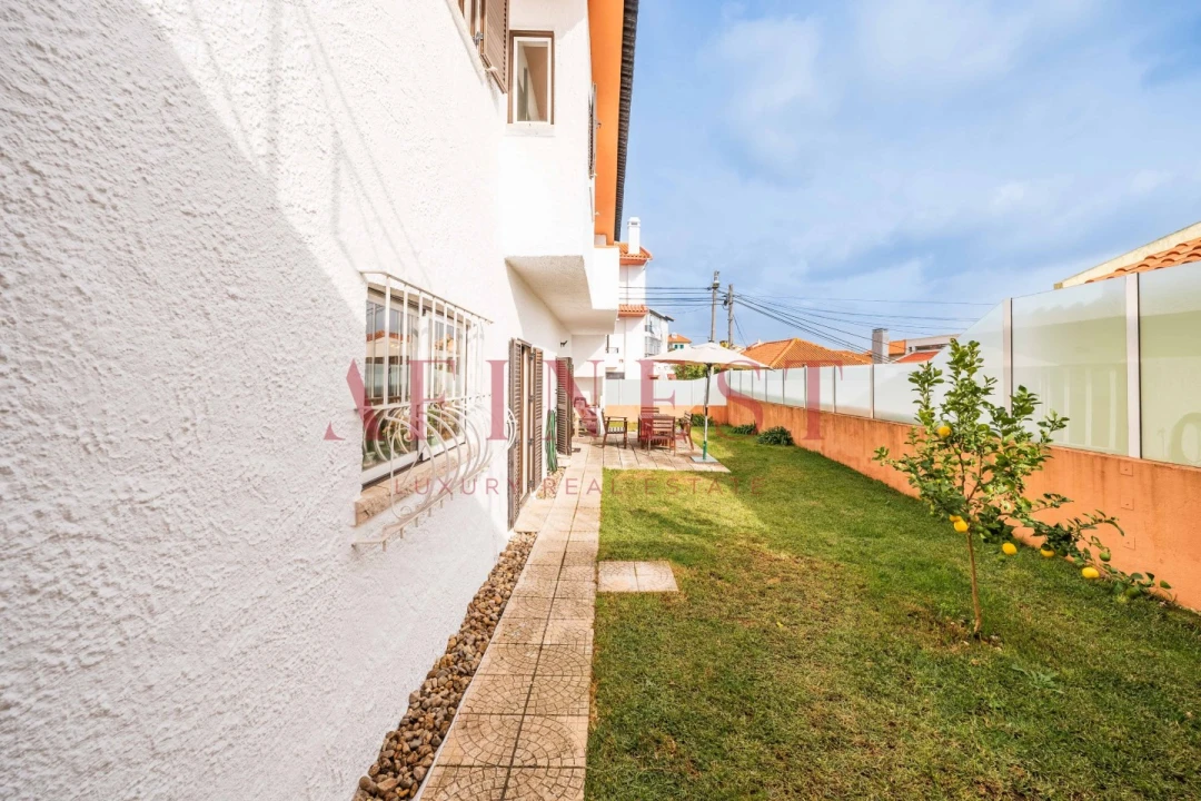 Moradia T4 para Venda em Porto Salvo Foto 73