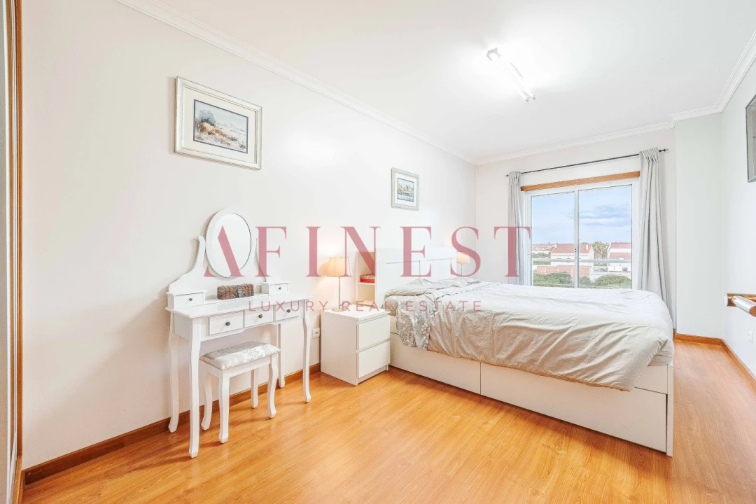 Apartamento T4 para Venda em Alcochete Foto 56