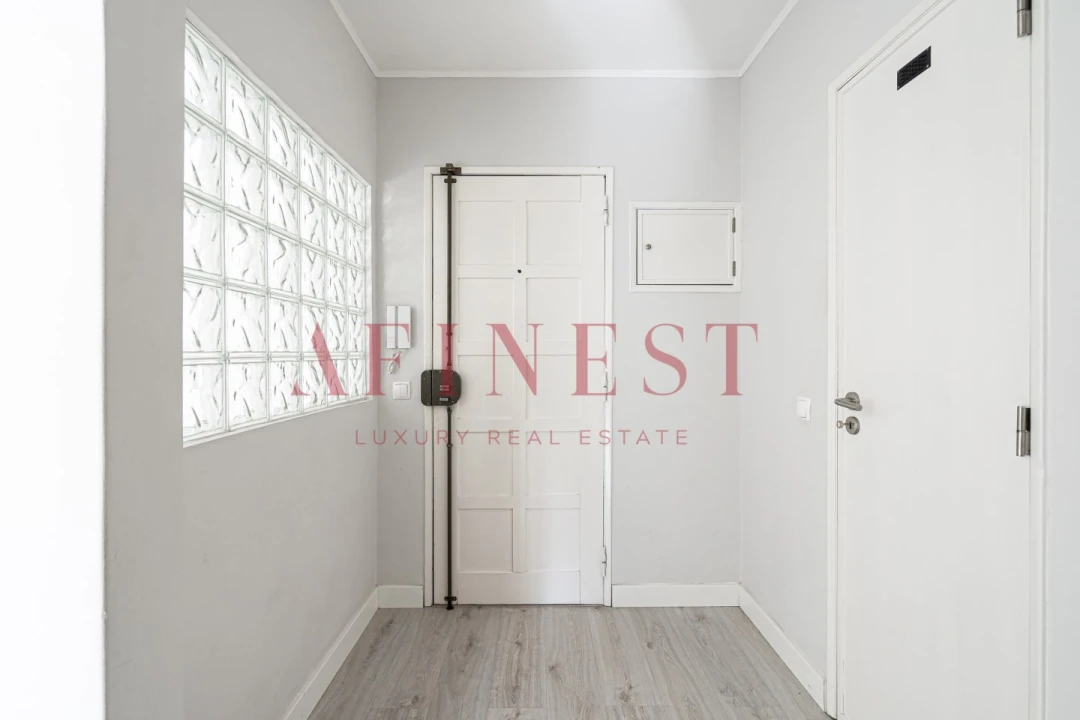 Apartamento T2 para Arrendamento em Carcavelos e Parede Foto 7