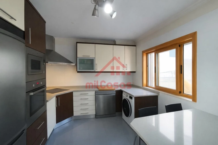 Moradia T3 para Venda em Ericeira Foto 10