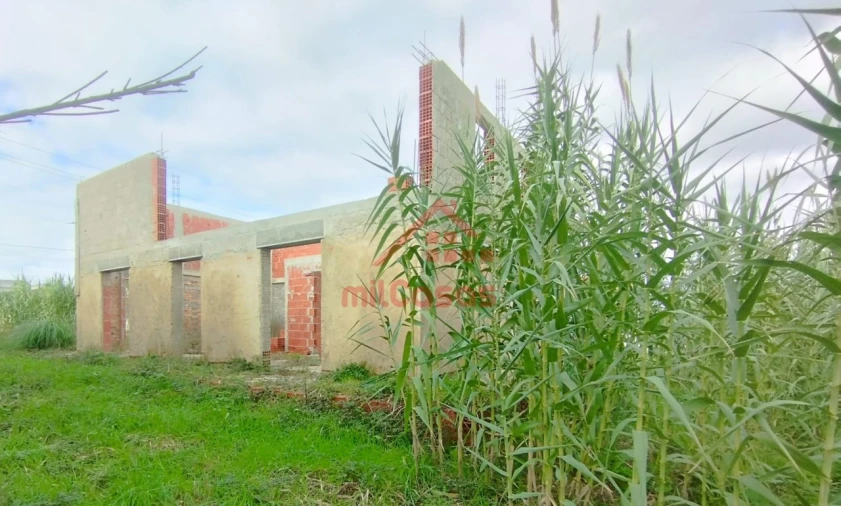 Moradia T2 para Venda em Silveira Foto 1