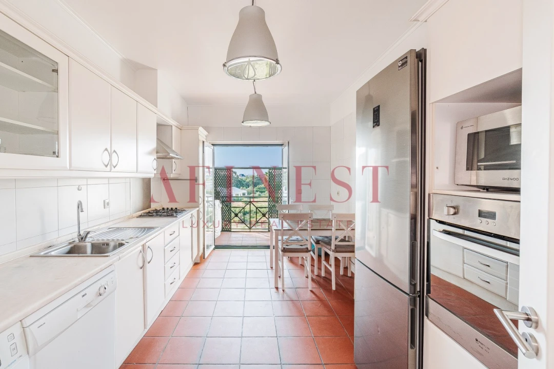 Apartamento T3 para Arrendamento em Santa Maria e São Miguel, São Martinho, São Pedro Penaferrim Foto 1