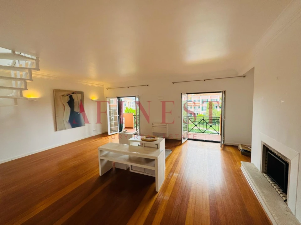 Apartamento T3 para Arrendamento em Santa Maria e São Miguel, São Martinho, São Pedro Penaferrim Foto 4