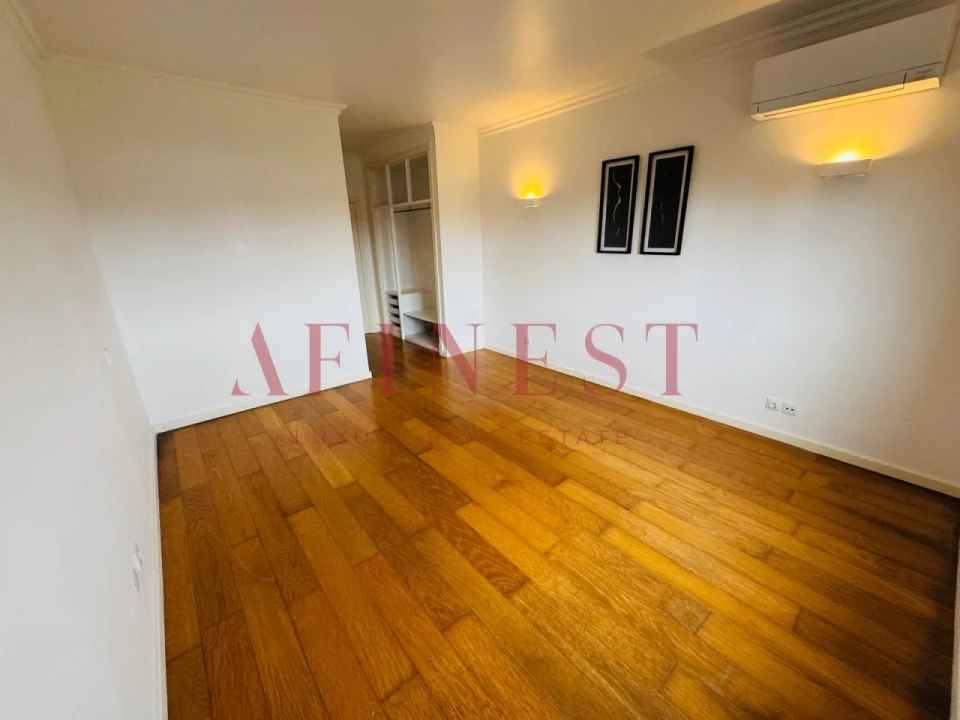 Apartamento T3 para Arrendamento em Santa Maria e São Miguel, São Martinho, São Pedro Penaferrim Foto 24