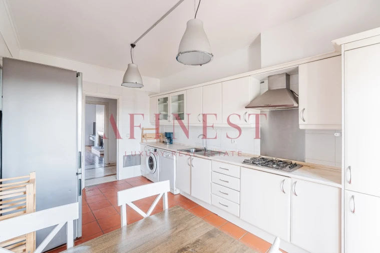 Apartamento T3 para Arrendamento em Santa Maria e São Miguel, São Martinho, São Pedro Penaferrim Foto 43