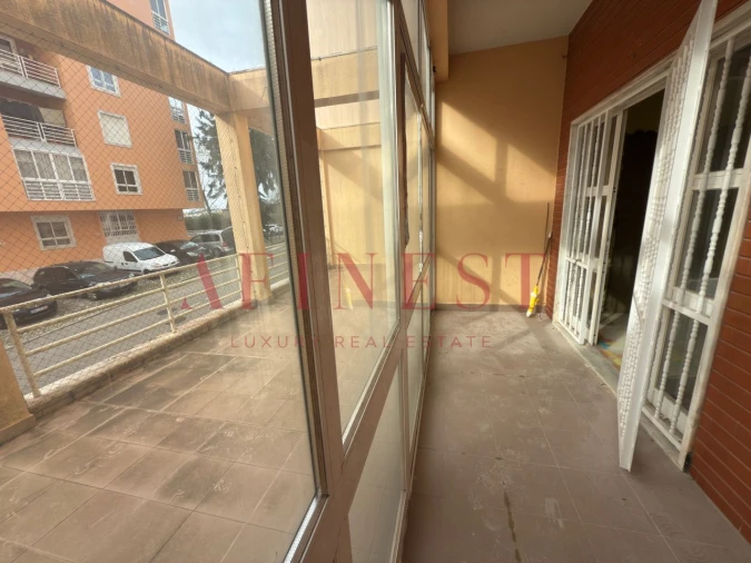 Apartamento T2 para Venda em Agualva e Mira-Sintra Foto 4