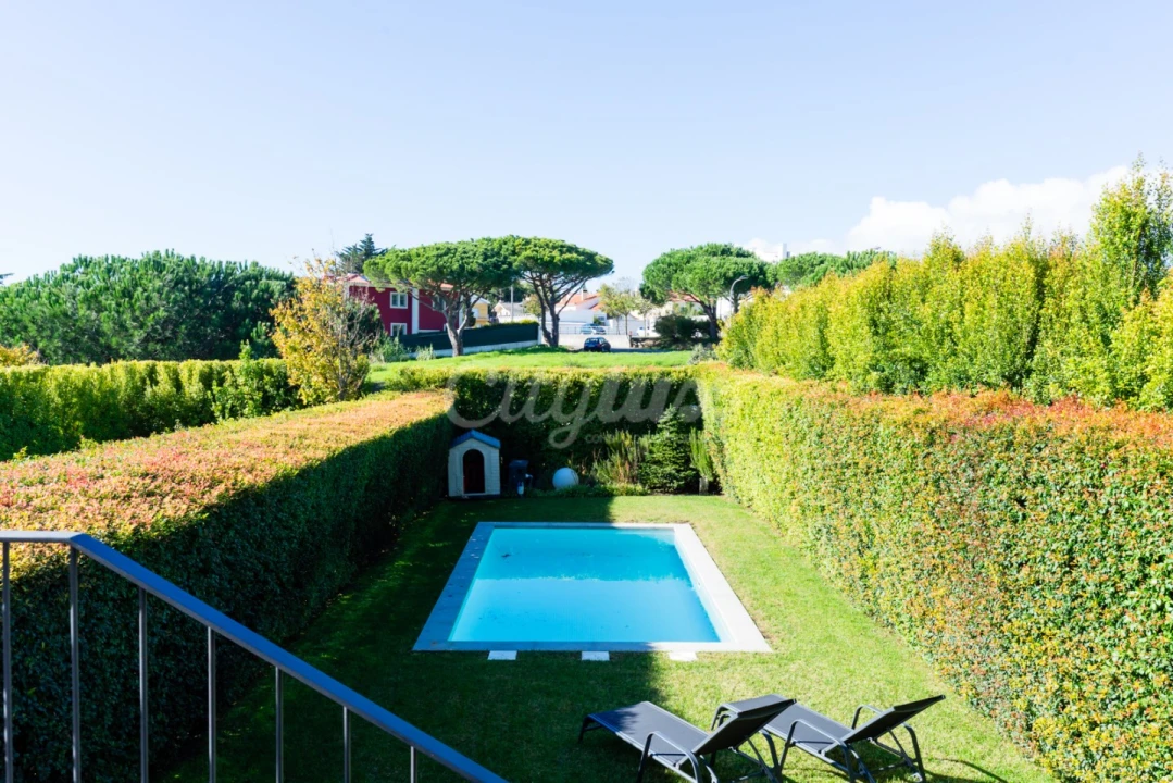 Moradia T6 para Venda em Alcabideche Foto 11