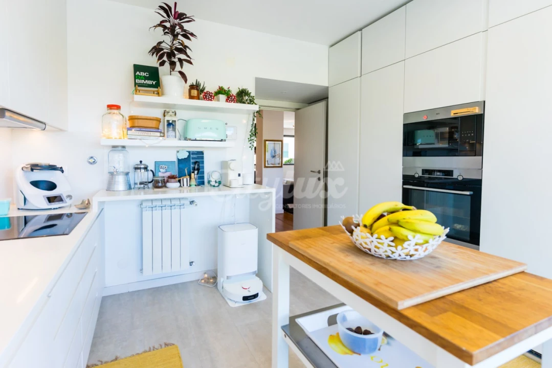 Moradia T6 para Venda em Alcabideche Foto 14