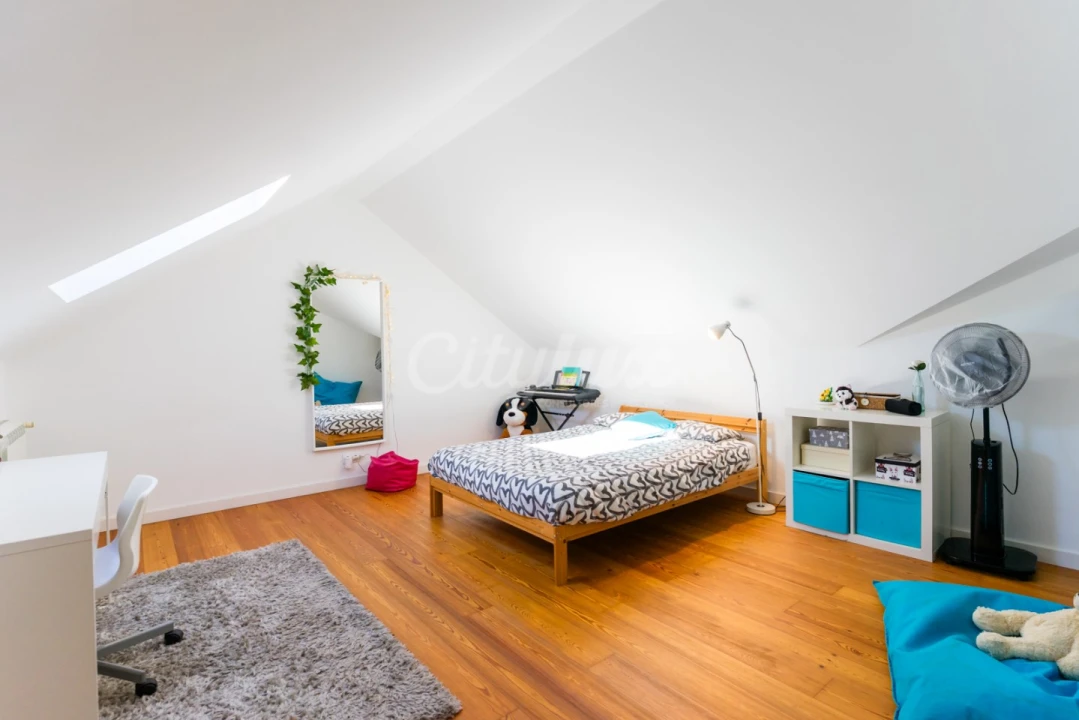 Moradia T6 para Venda em Alcabideche Foto 31