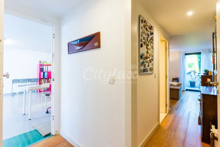 Moradia T6 para Venda em Alcabideche Foto 35