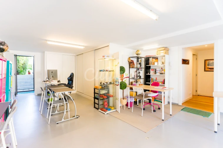 Moradia T6 para Venda em Alcabideche Foto 39