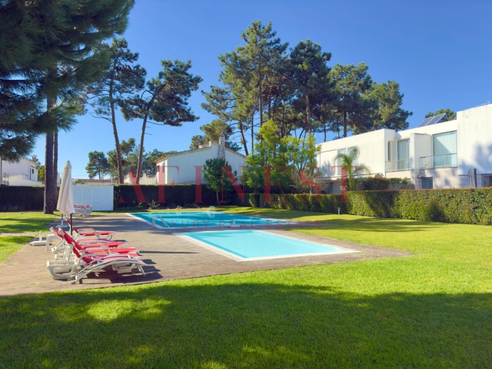 Moradia T3 para Arrendamento em Charneca de Caparica e Sobreda Foto 3