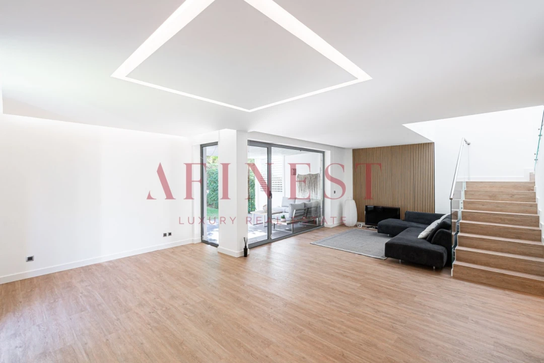 Moradia T3 para Arrendamento em Charneca de Caparica e Sobreda Foto 17