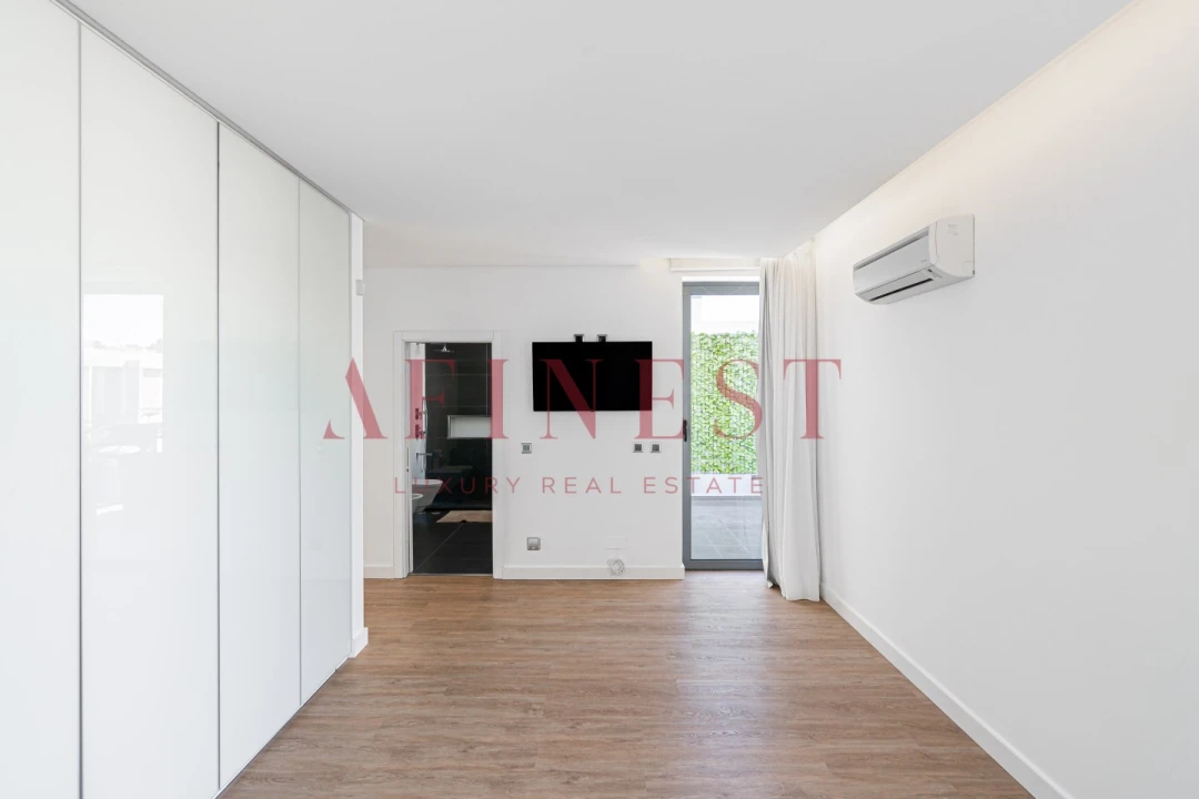 Moradia T3 para Arrendamento em Charneca de Caparica e Sobreda Foto 28