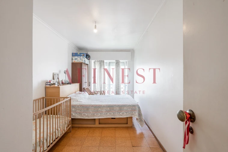 Apartamento T3 para Venda em Carcavelos e Parede Foto 13