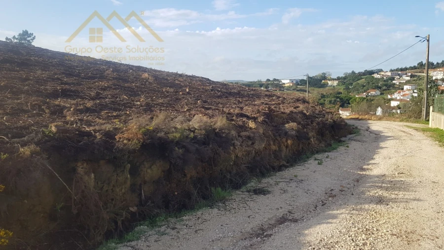 Terreno para Venda em Santa Maria, São Pedro e Matacães Foto 1