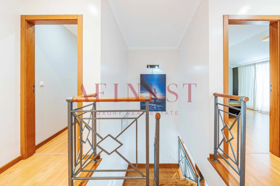 Apartamento T4 para Venda em Alcochete Foto 51