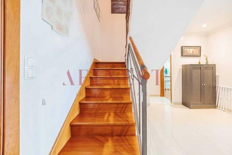 Apartamento T4 para Venda em Alcochete Foto 54