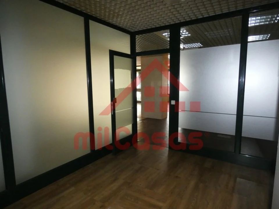 Loja para Venda em A dos Cunhados e Maceira Foto 9