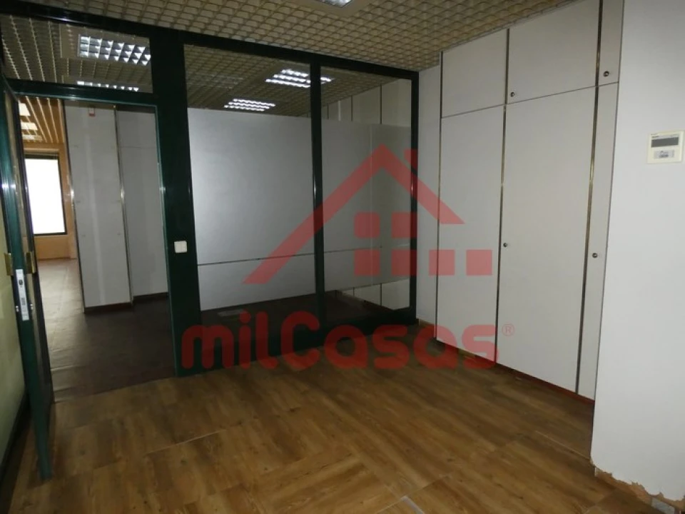 Loja para Venda em A dos Cunhados e Maceira Foto 22