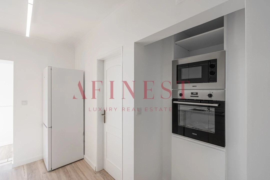 Apartamento T4 para Arrendamento em Almada, Cova da Piedade, Pragal e Cacilhas Foto 11