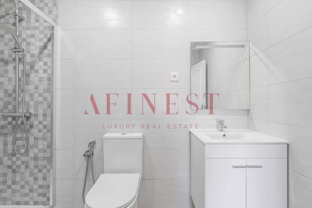 Apartamento T4 para Arrendamento em Almada, Cova da Piedade, Pragal e Cacilhas Foto 25