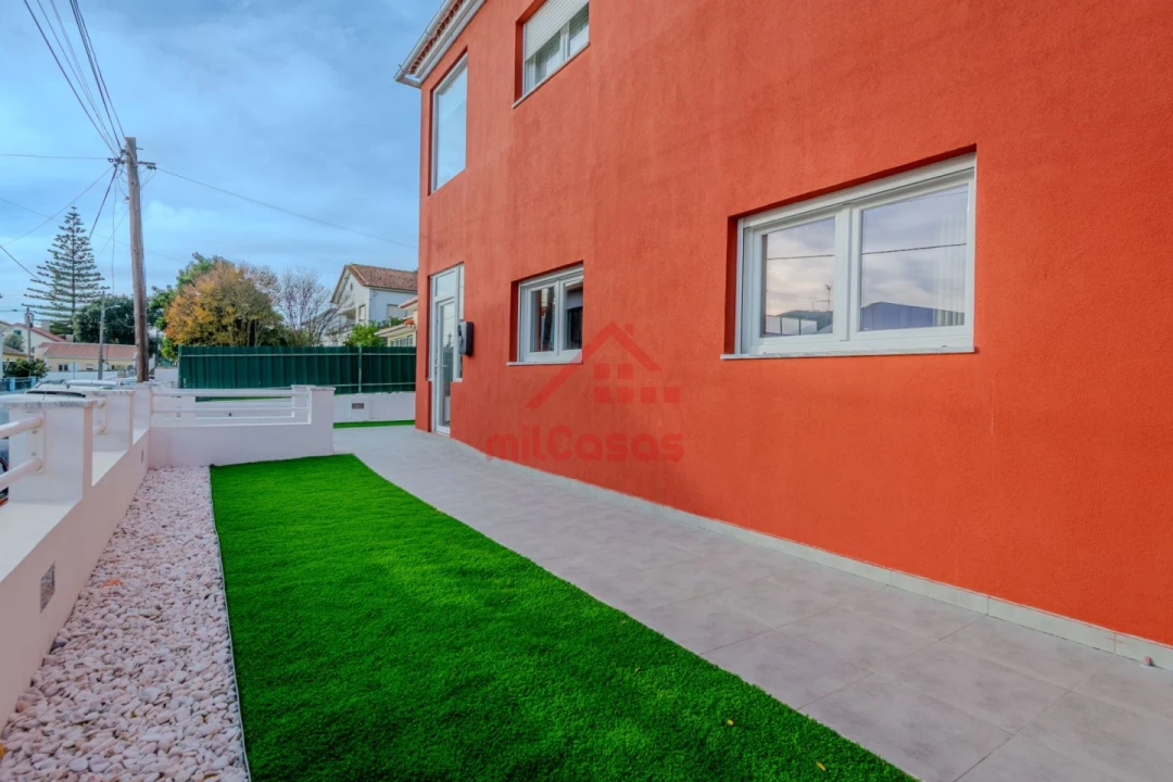 Apartamento T2 para Venda em Venda do Pinheiro e Santo Estêvão das Galés Foto 5