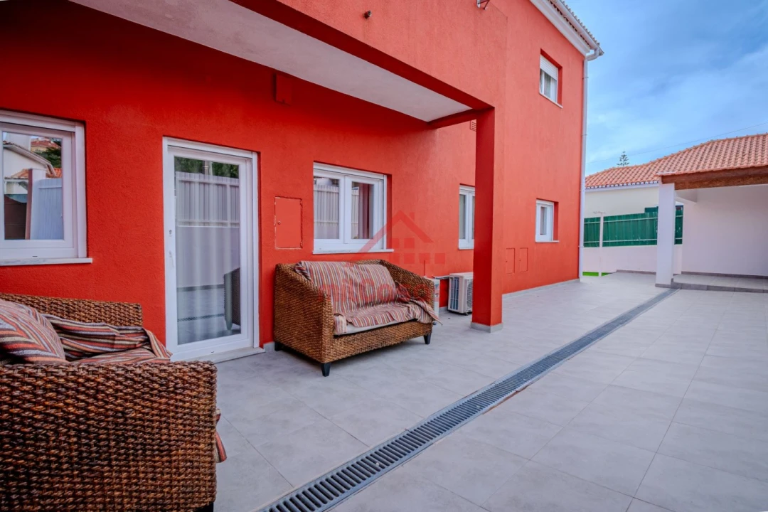 Apartamento T2 para Venda em Venda do Pinheiro e Santo Estêvão das Galés Foto 6