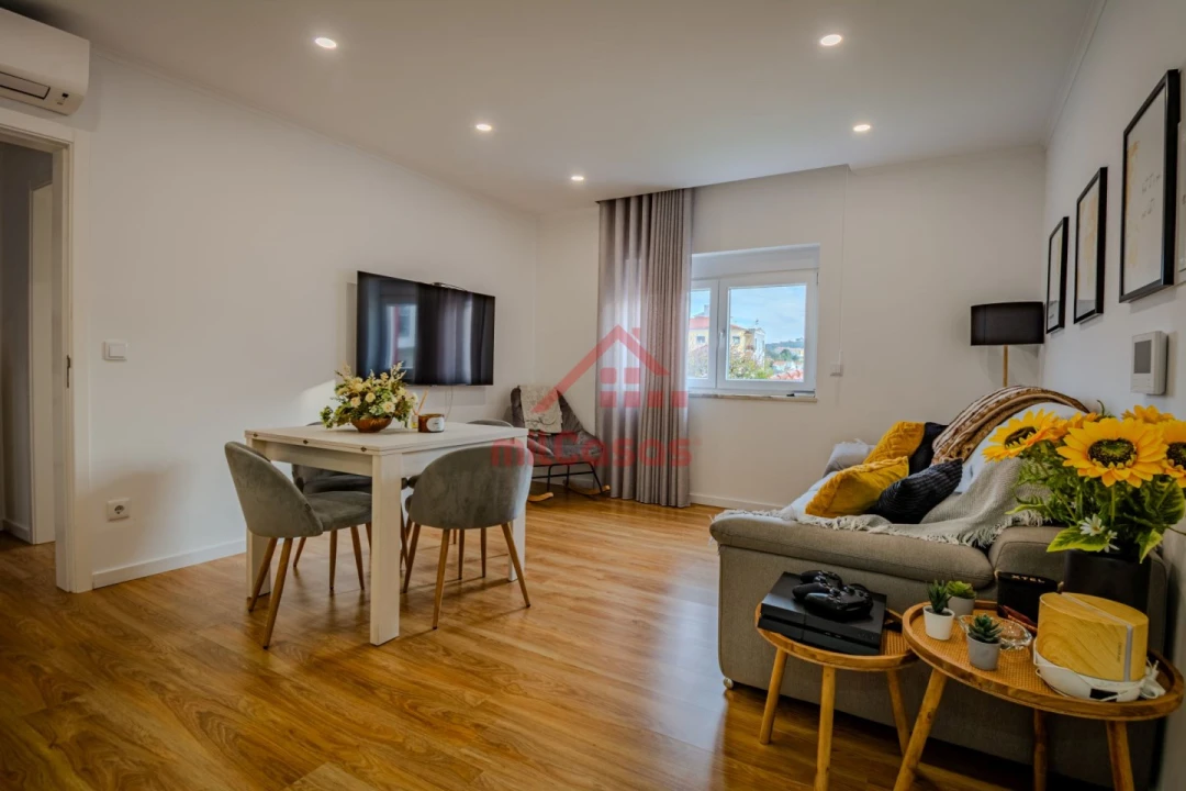 Apartamento T2 para Venda em Venda do Pinheiro e Santo Estêvão das Galés Foto 16