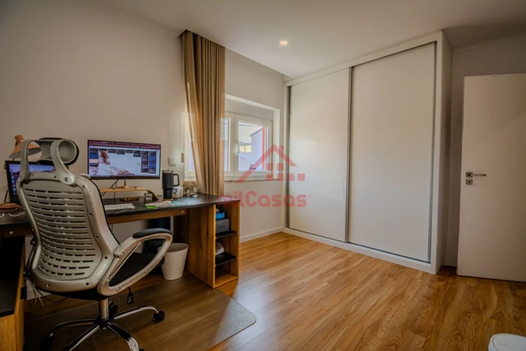 Apartamento T2 para Venda em Venda do Pinheiro e Santo Estêvão das Galés Foto 23