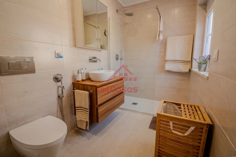 Apartamento T2 para Venda em Venda do Pinheiro e Santo Estêvão das Galés Foto 26