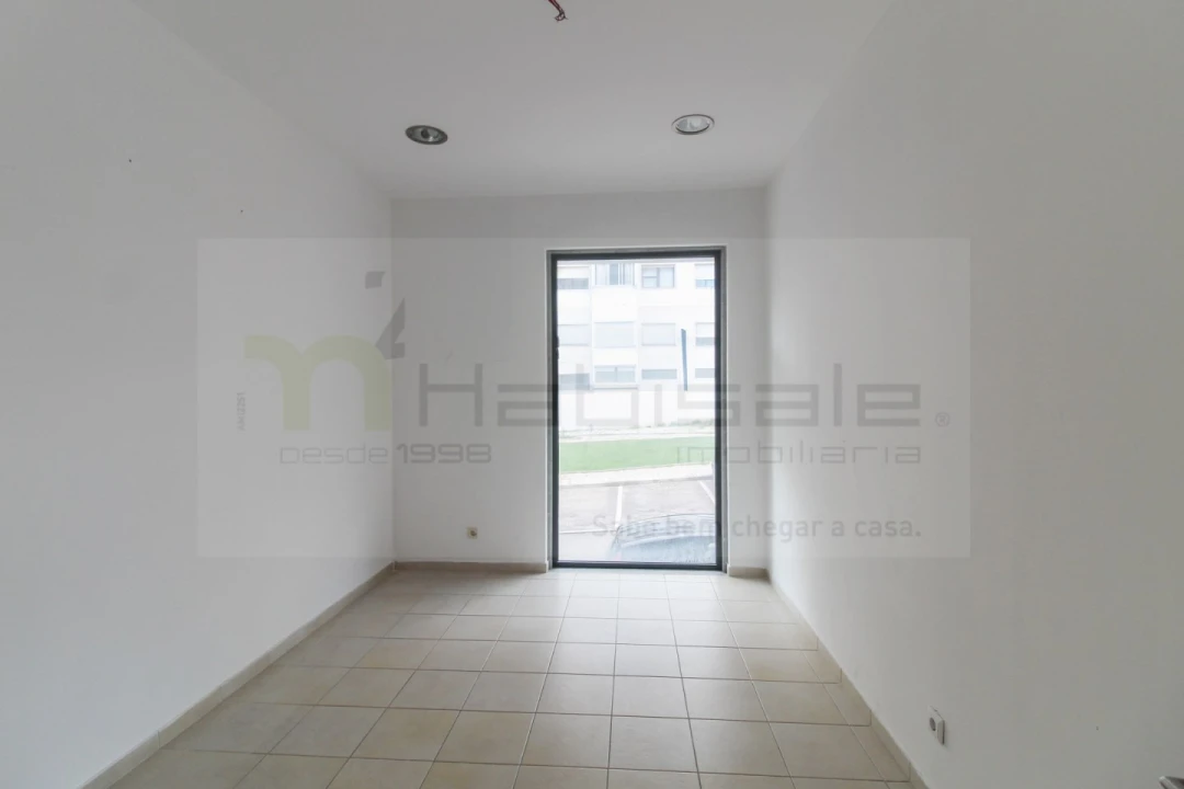 Loja para Venda em Odivelas Foto 8