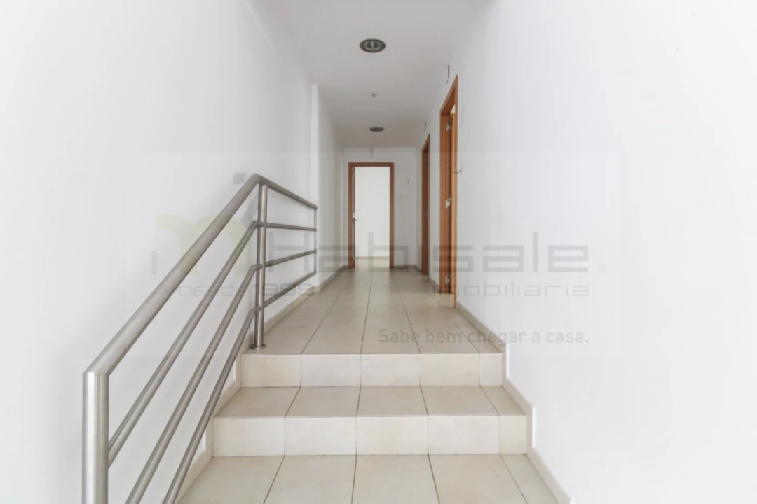 Loja para Venda em Odivelas Foto 10