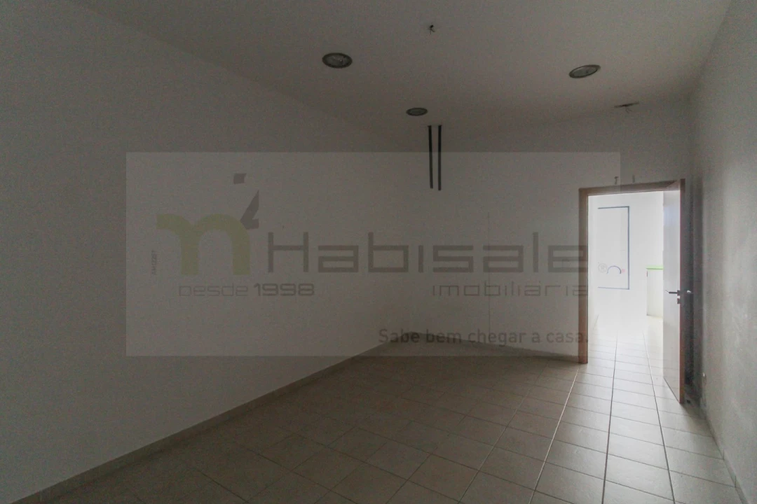 Loja para Venda em Odivelas Foto 21